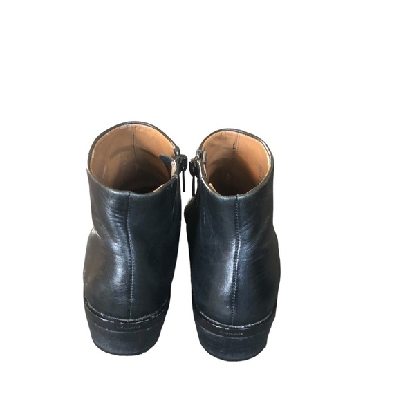 Coach Montana Butter Soft Leather Black Booties Sz.6B Fall Boots Pointy Toe - Picture 6 of 8